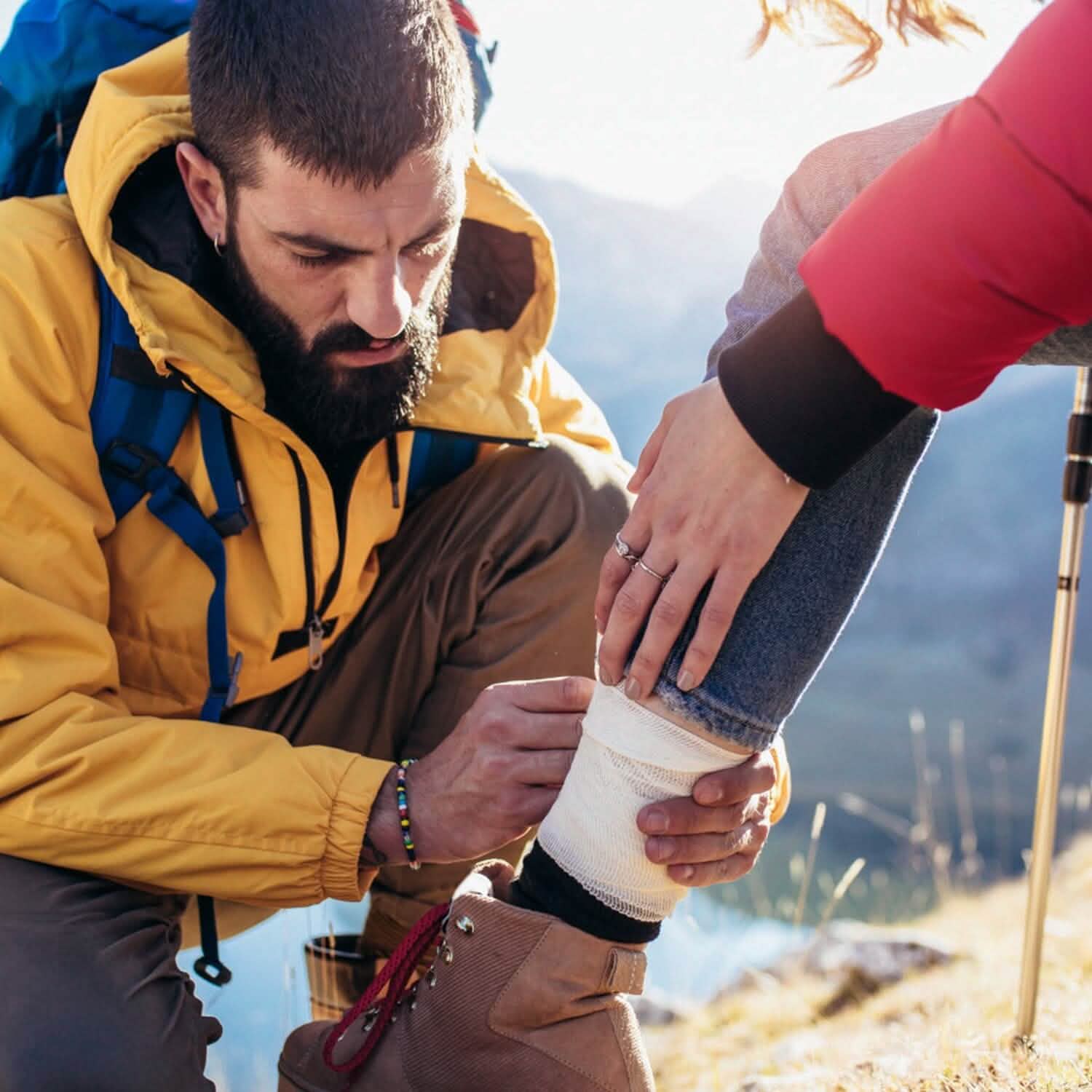 125-Piece Emergency Survival Gear Kit Outdoor Adventure